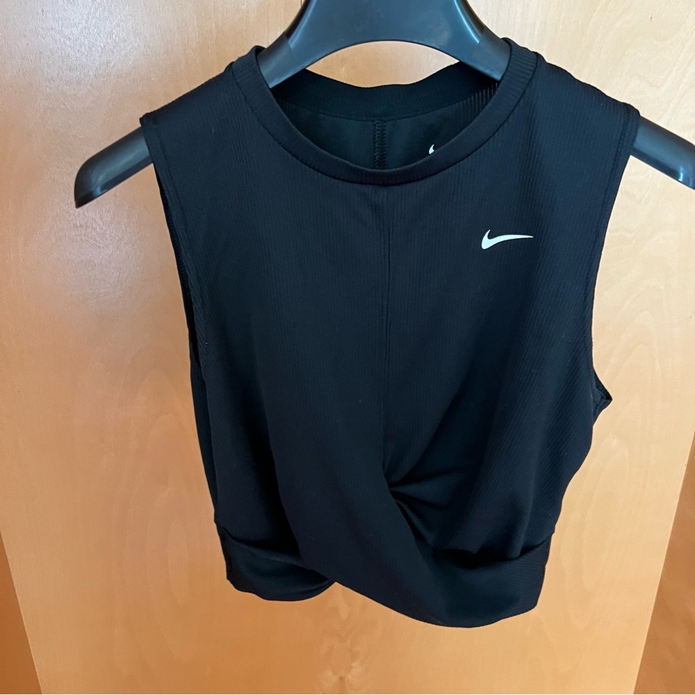 Nike Crossed-front cropped athletic top
